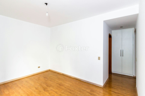 Image 33 - 827665