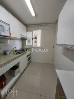 Image 6 - 828216