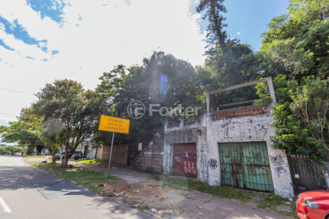 Image 4 - 828589