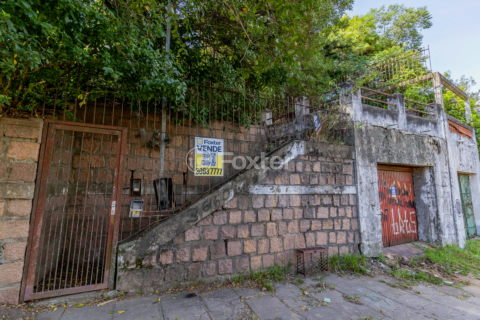 Image 8 - 828589