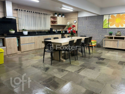 Image 65 - 828774