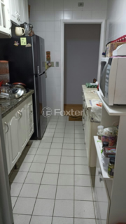 Image 2 - 828852