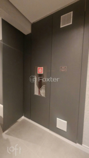 Image 33 - 828867