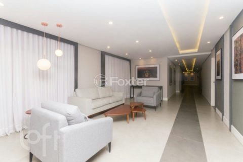 Image 17 - 828908
