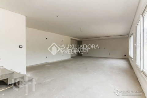 Image 7 - 830684