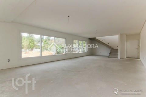 Image 3 - 830684