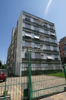 Image 7 - 830978