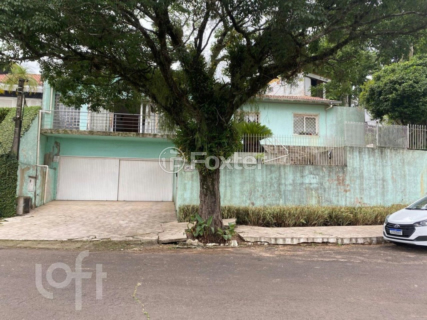 Image 1 - 831561