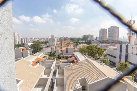 Image 29 - 831609