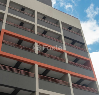 Image 7 - 831858