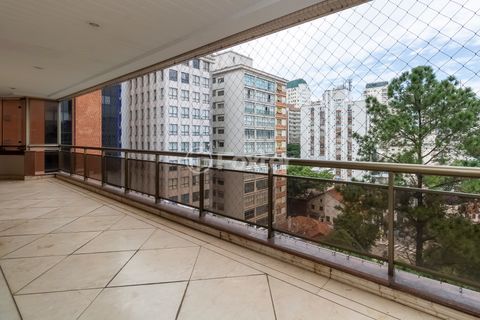 Image 15 - 831989