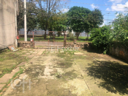 Image 0 - 832226