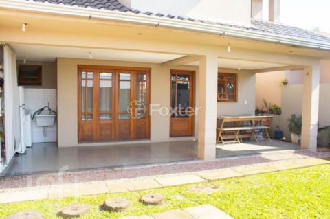 Image 13 - 832285