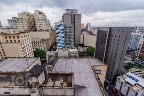Image 15 - 832520