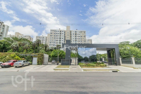Image 34 - 832526