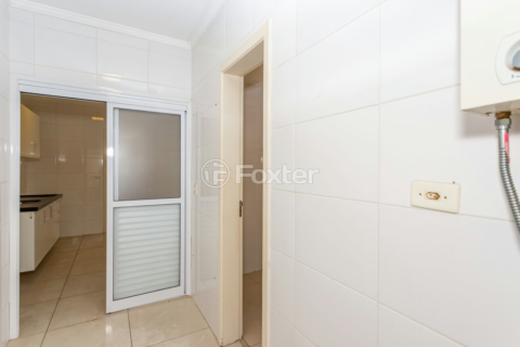 Image 37 - 832764