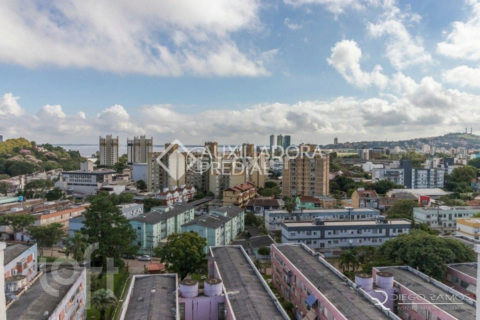 Image 32 - 832808