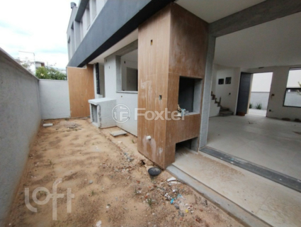 Image 21 - 832857