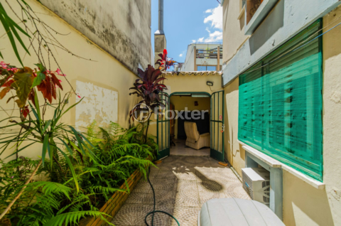 Image 33 - 833295