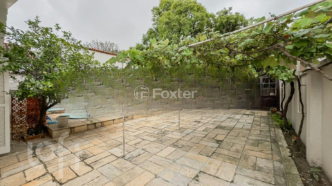 Image 23 - 833296