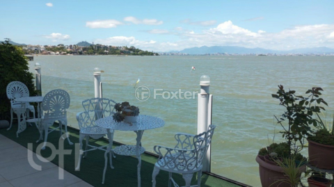 Image 9 - 833389