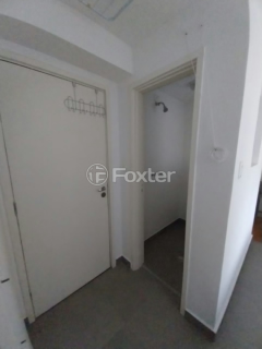 Image 7 - 833579