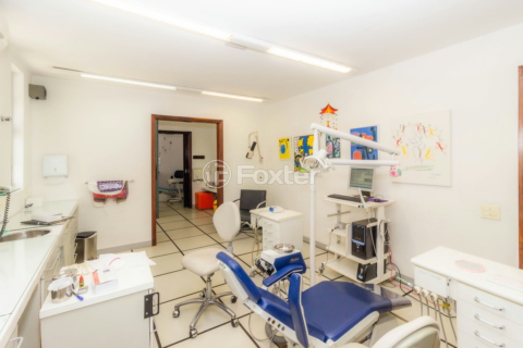 Image 37 - 833585