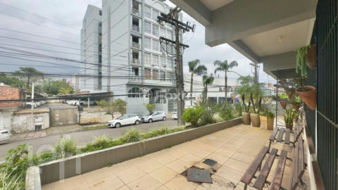 Image 30 - 833762