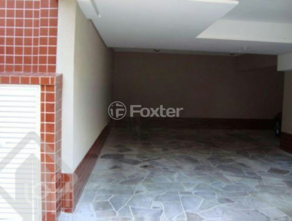 Image 3 - 833800