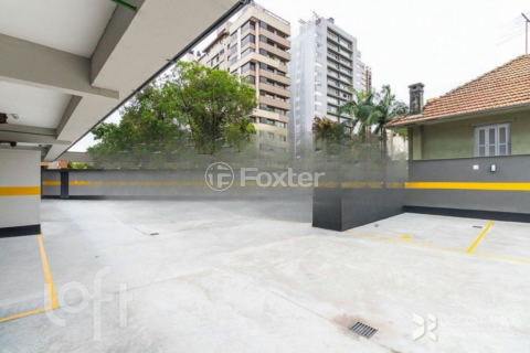 Image 7 - 833932