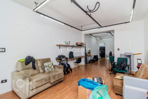 Image 34 - 834016