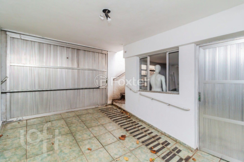 Image 7 - 834016