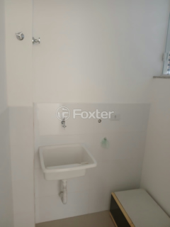Image 4 - 834659