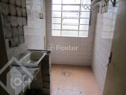 Image 9 - 834681