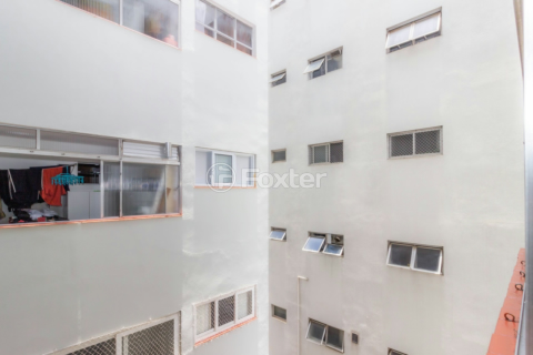 Image 35 - 834759