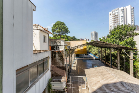 Image 20 - 834823