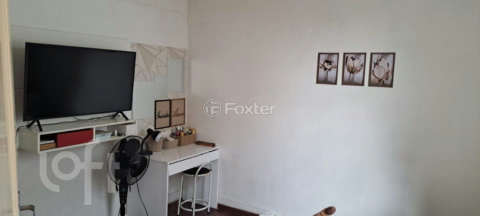Image 7 - 834898