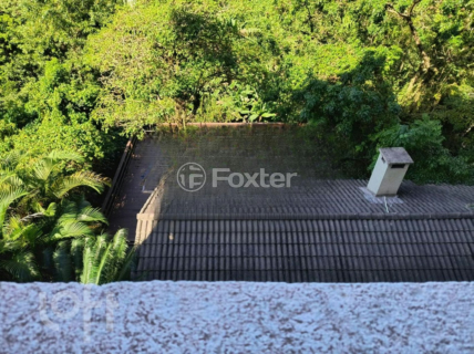 Image 2 - 834986