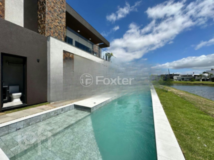 Image 8 - 835358