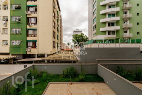 Image 22 - 835425