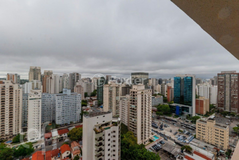 Image 17 - 835457