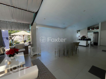 Image 7 - 835493