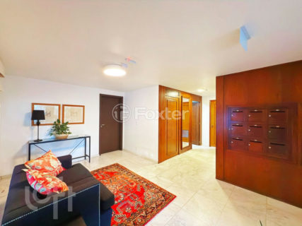 Image 38 - 835655