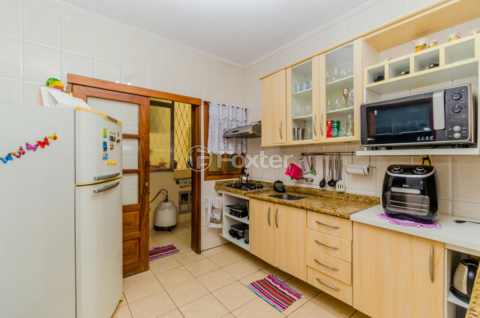 Image 26 - 835805