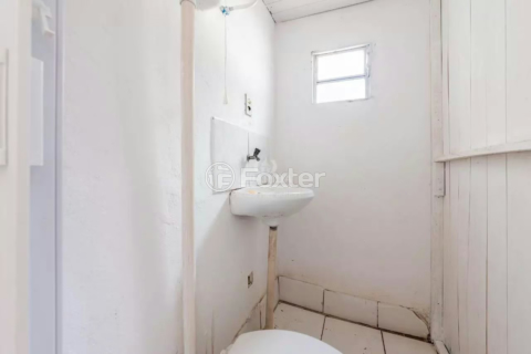 Image 8 - 836000