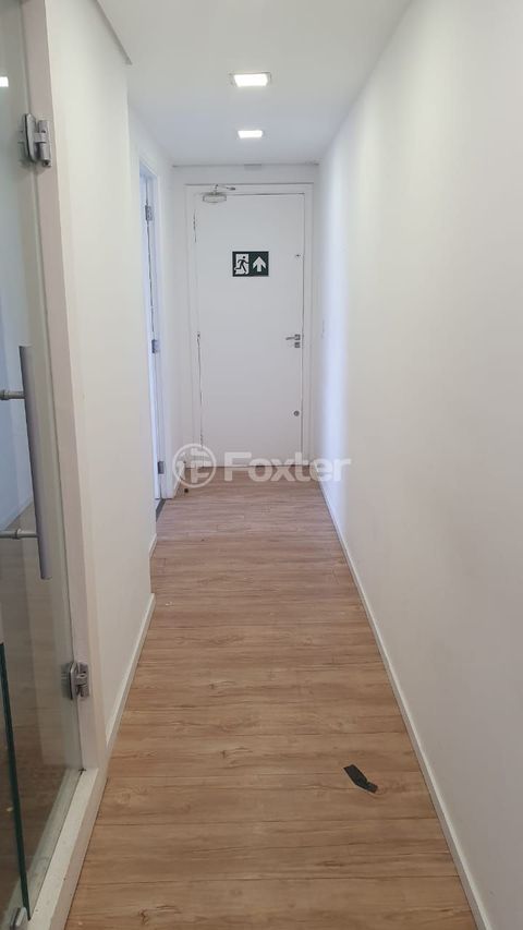 Image 7 - 836062