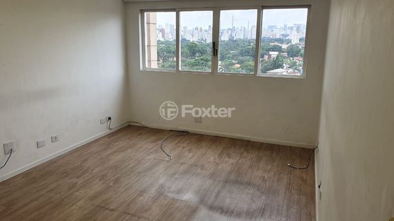 Image 11 - 836062