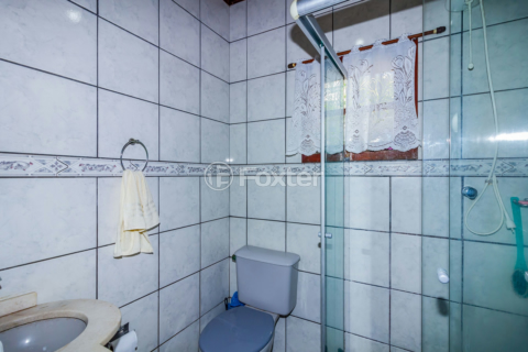 Image 8 - 836344