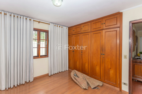 Image 32 - 836520