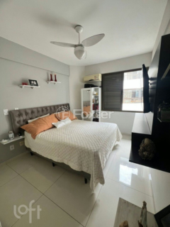 Image 9 - 836857